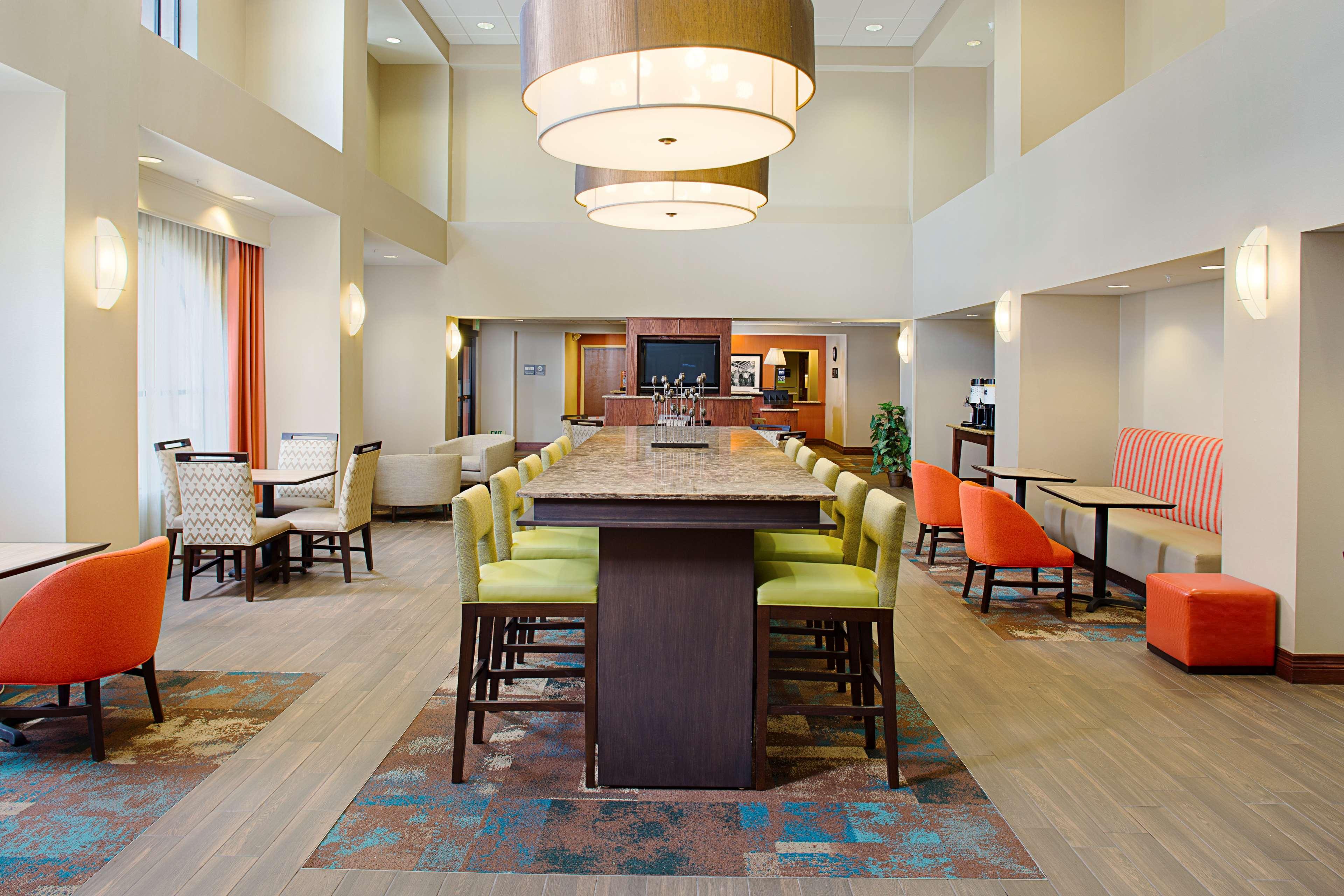 Hampton Inn & Suites Λάνκαστερ Εξωτερικό φωτογραφία