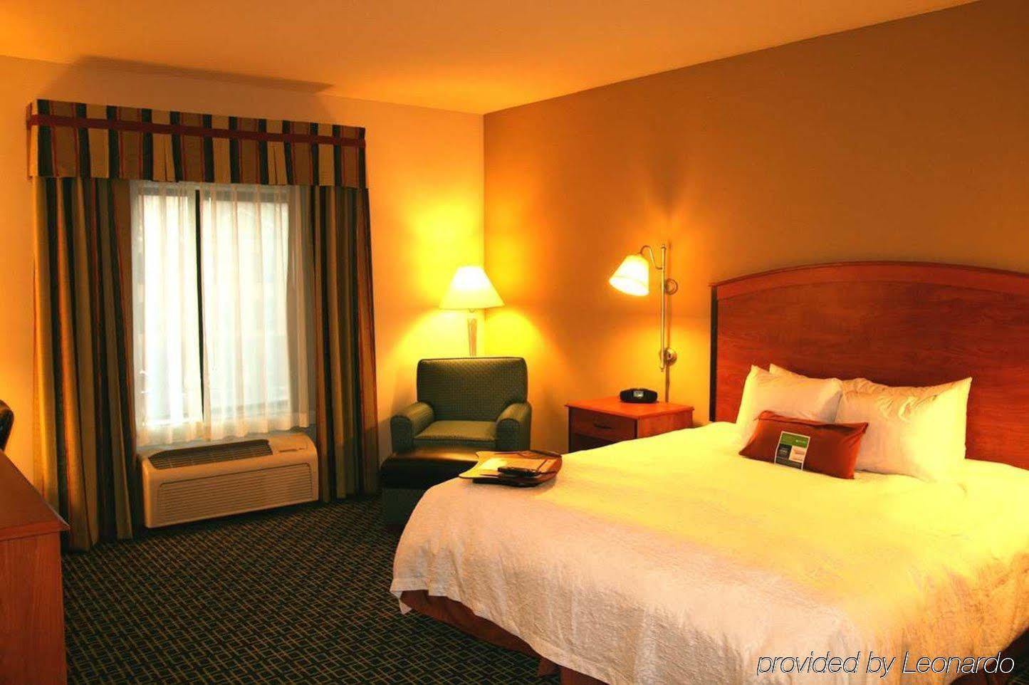 Hampton Inn & Suites Λάνκαστερ Εξωτερικό φωτογραφία